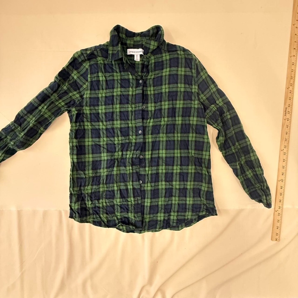 Amazon Essentials Green & Navy Plaid Flannel Button-Up Shirt